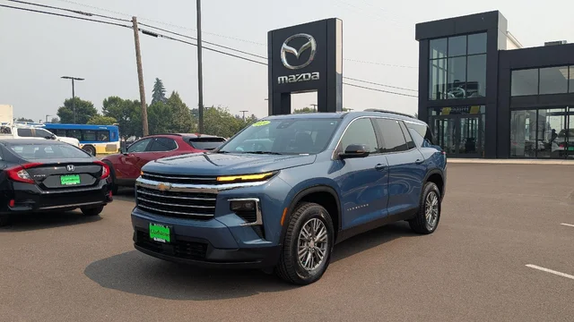 2024 Chevrolet Traverse FWD LT