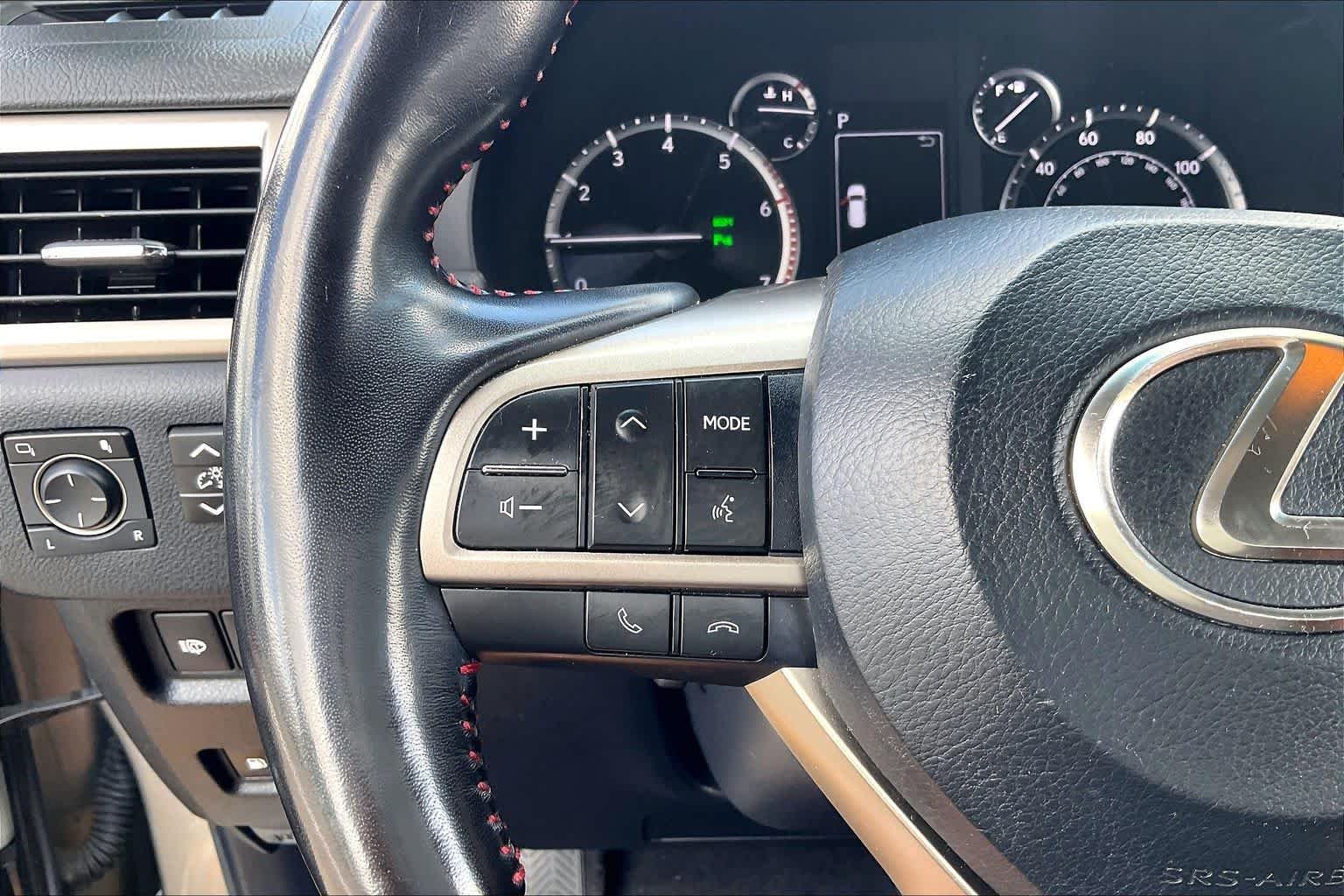 Used 2021 Atomic Silver Lexus Luxury image 21