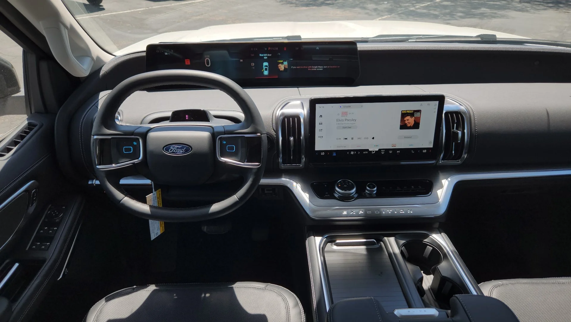 New 2026 Star White Metallic Tri-Coat Ford Platinum image 14