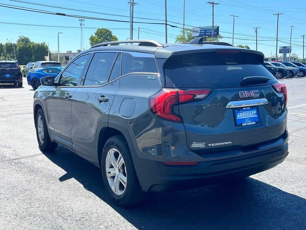 Used 2020 Gray GMC SLE image 7