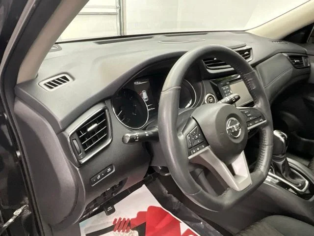 Used 2017 Black Nissan SV image 20