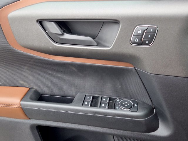 New 2026 Carbonized Gray Metallic Ford Outer Banks image 29
