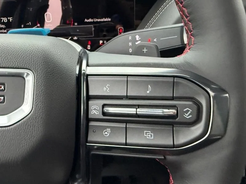 2026 GMC Yukon AT4 Ultimate - Photo 15