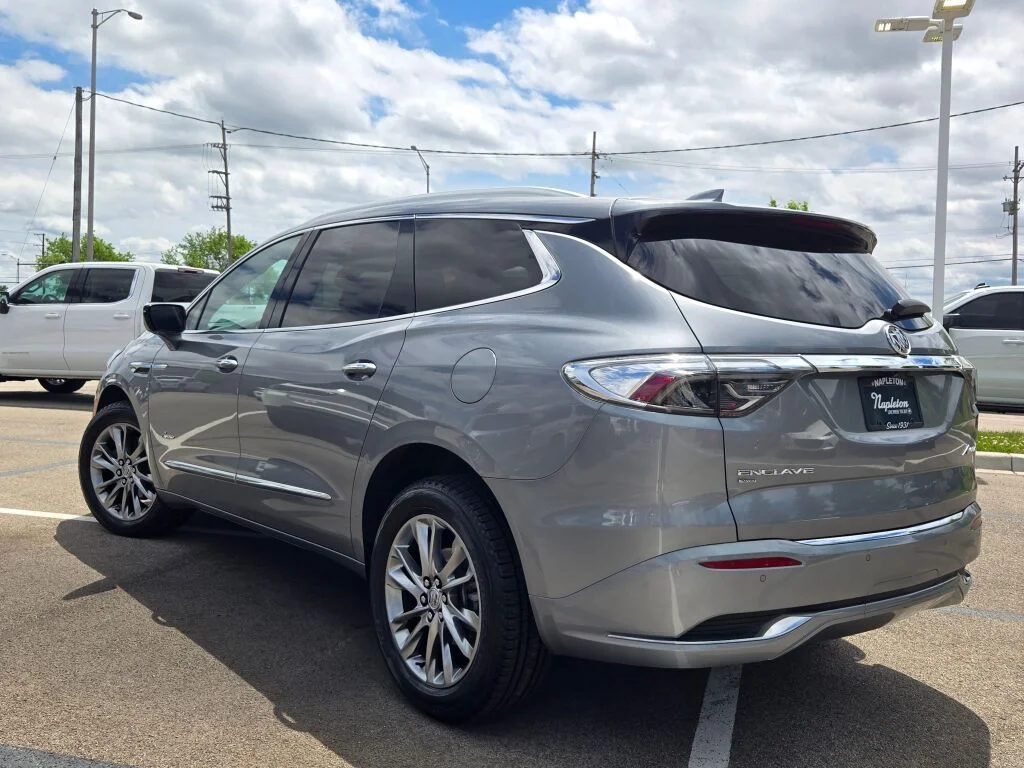 Used 2023 Gray Buick Avenir image 13