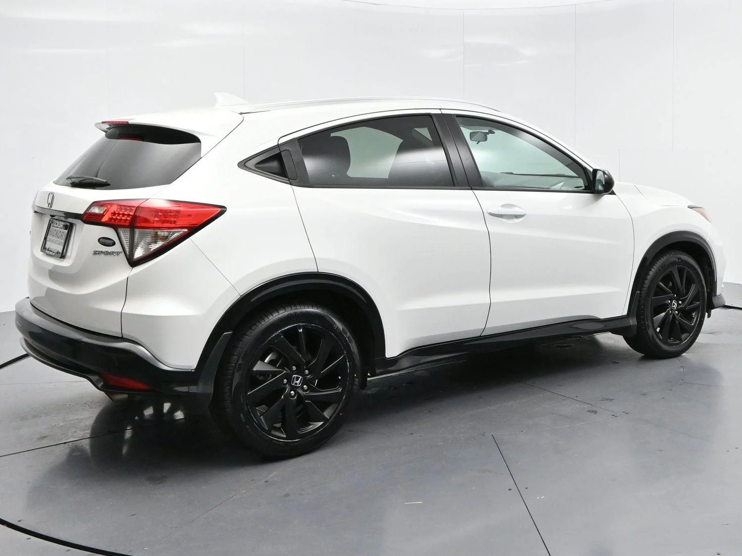 Used 2022 Platinum White Pearl Honda Sport image 7