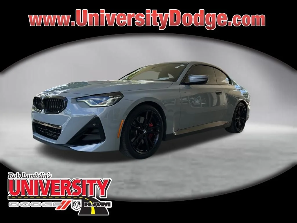 2022 BMW 2 Series 230i Coupe's photo
