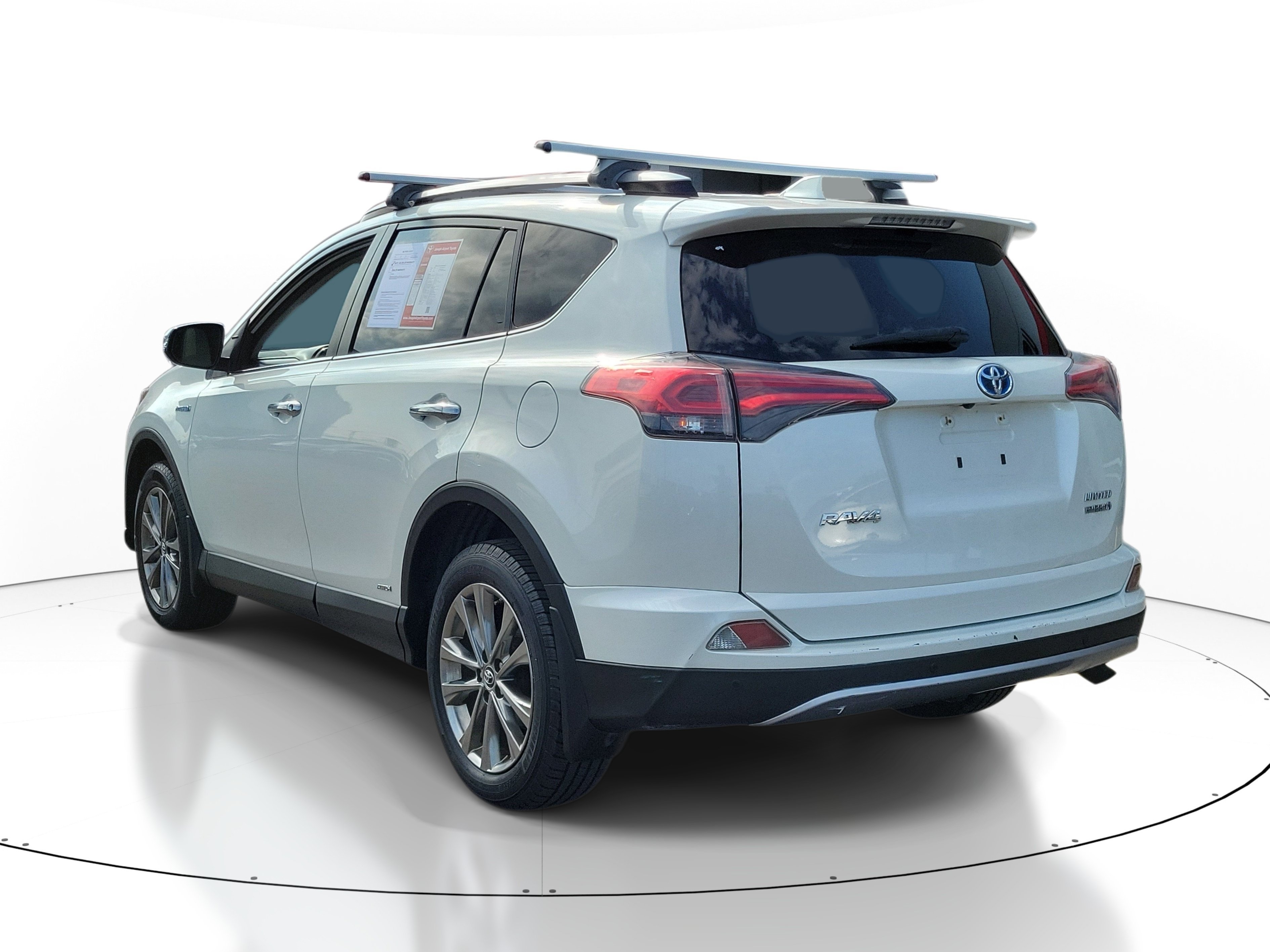 Used 2018 Blizzard Pearl Toyota Hybrid Limited image 3