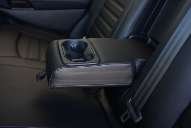 Used 2019 Gray Ford SEL image 28