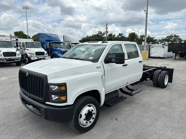 2024 INTERNATIONAL CV515 SFA 4X2 Cab Chassis