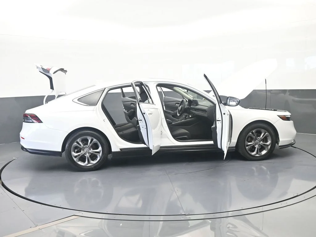 Used 2024 White Honda EX image 70