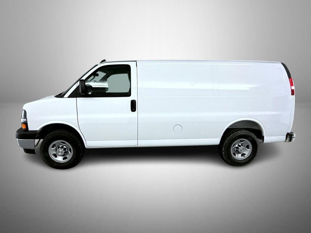 2025 Chevrolet Express Cargo Work Van - Photo 8