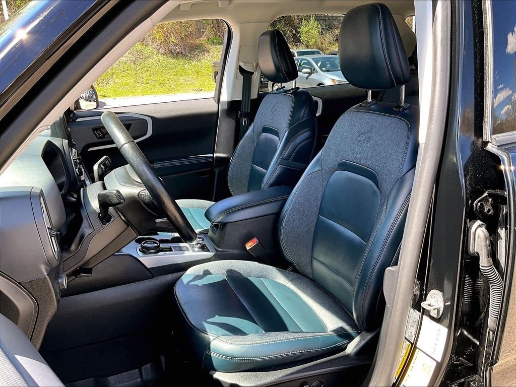Used 2022 Black Ford Outer Banks image 10