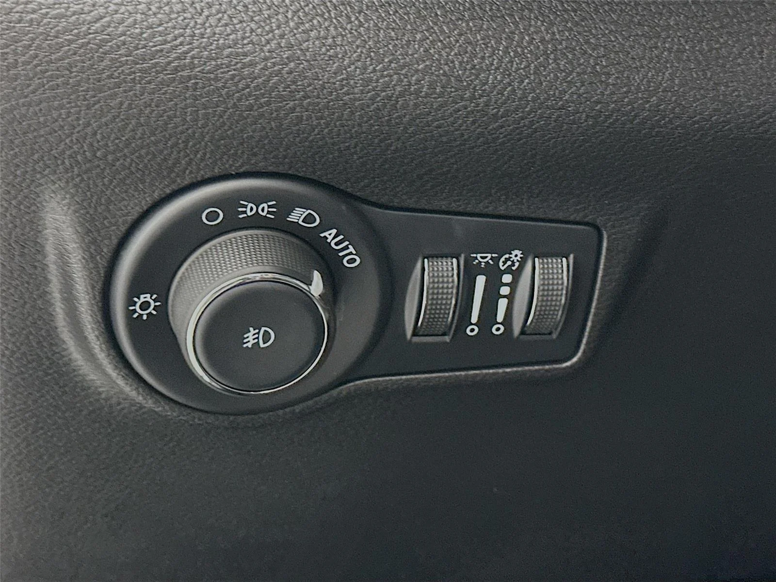 2025 Jeep Compass Trailhawk - Photo 14