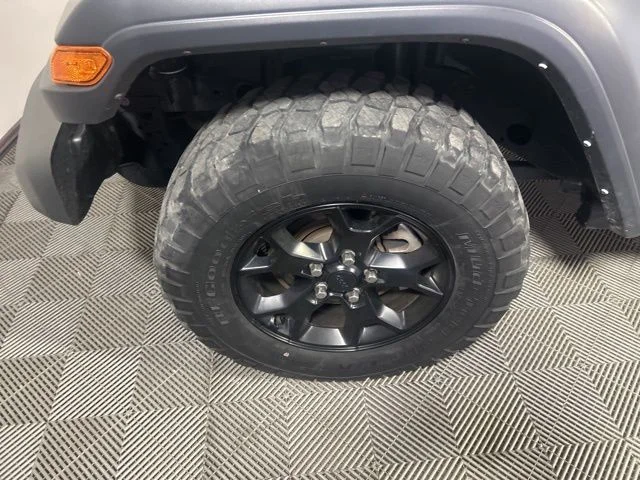 Used 2022 Silver Jeep Unlimited Willys image 42