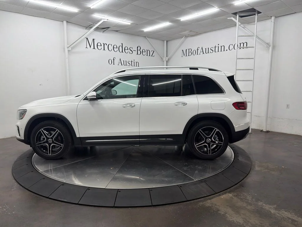New 2026 White Mercedes-Benz GLB 250 image 4