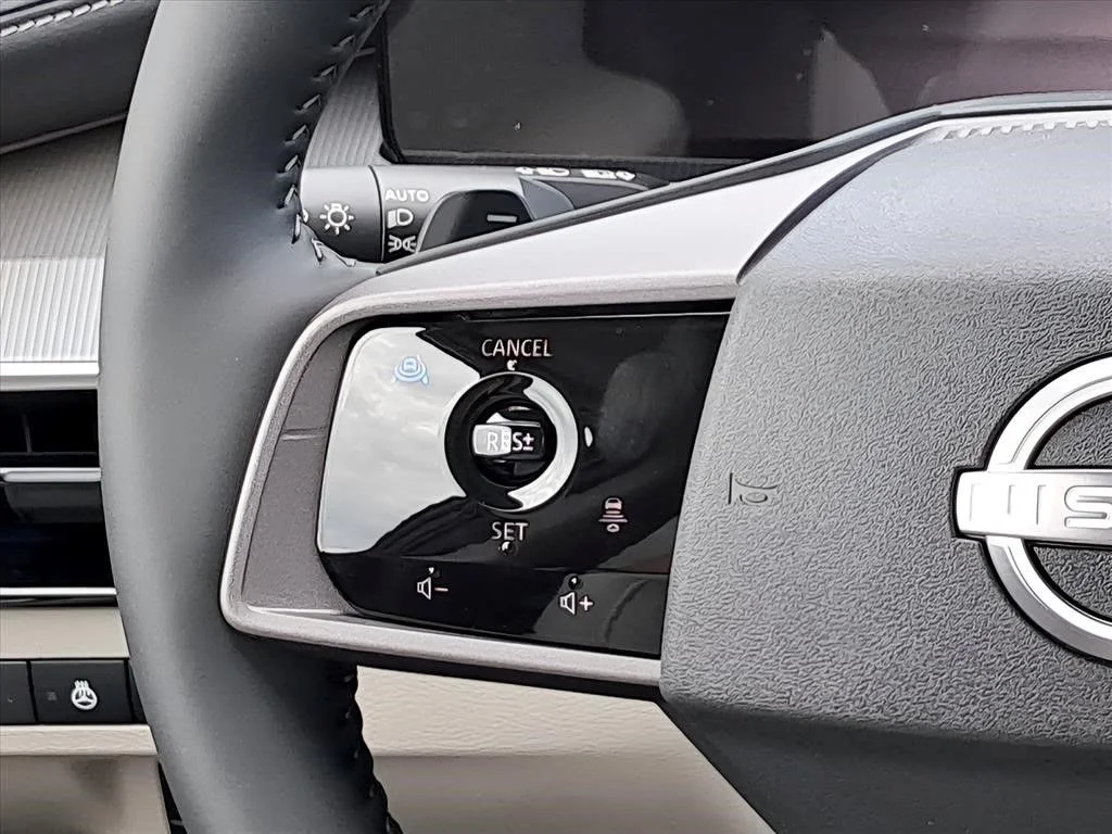 2025 Nissan Murano SL - Photo 12