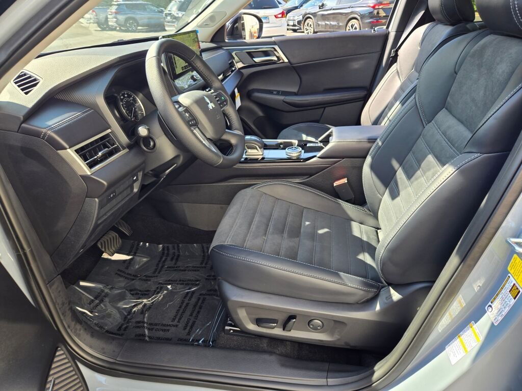 2025 Mitsubishi Outlander Trail Edition - Photo 15