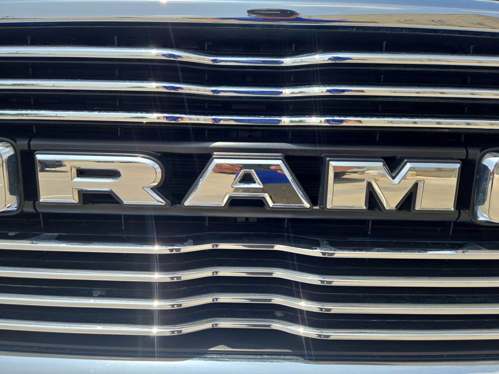 Used 2024 White Ram Laramie image 11