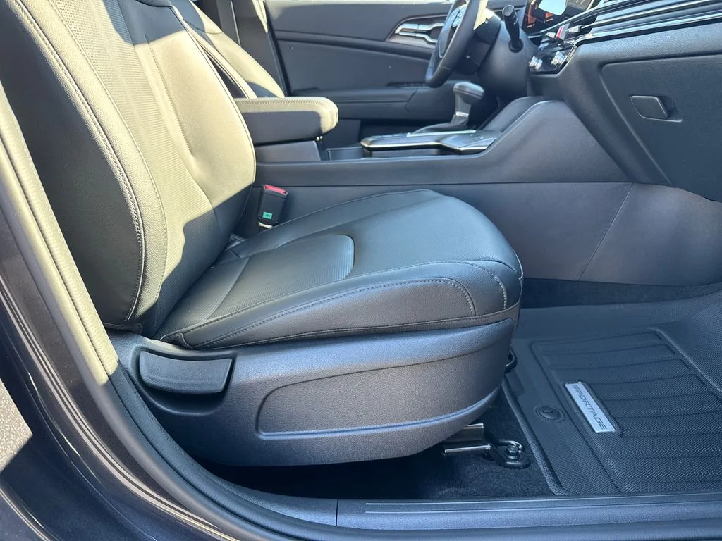 New 2026 Gray Kia EX image 13