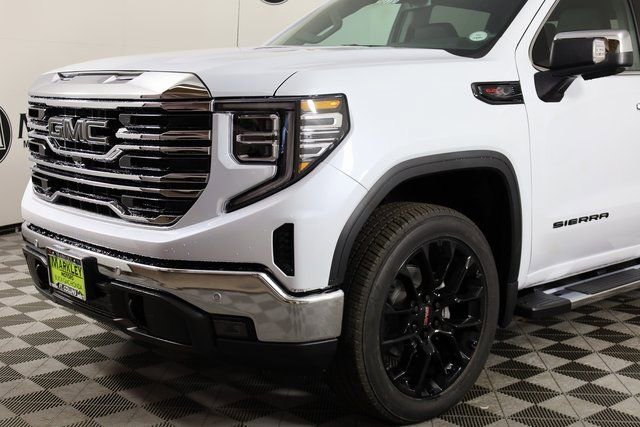 2026 GMC Sierra 1500 SLT - Photo 43