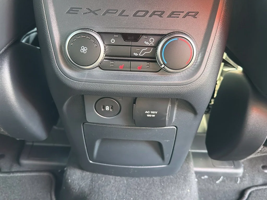 2026 Ford Explorer ST-Line - Photo 21