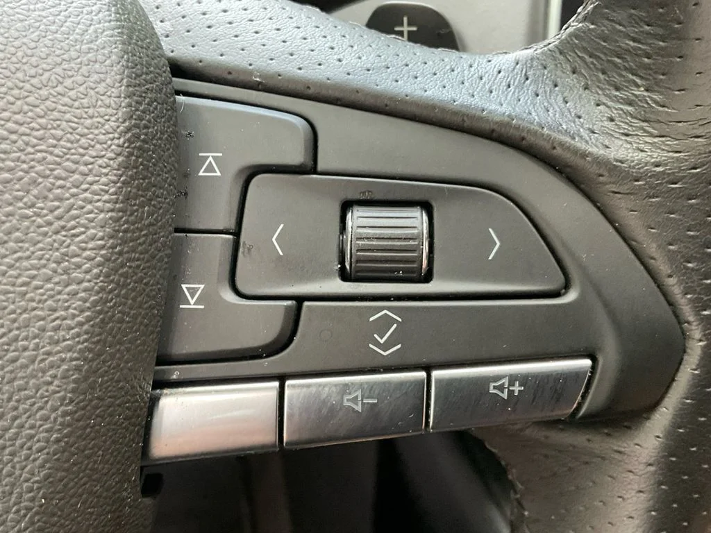 Used 2023 White Cadillac Sport image 37