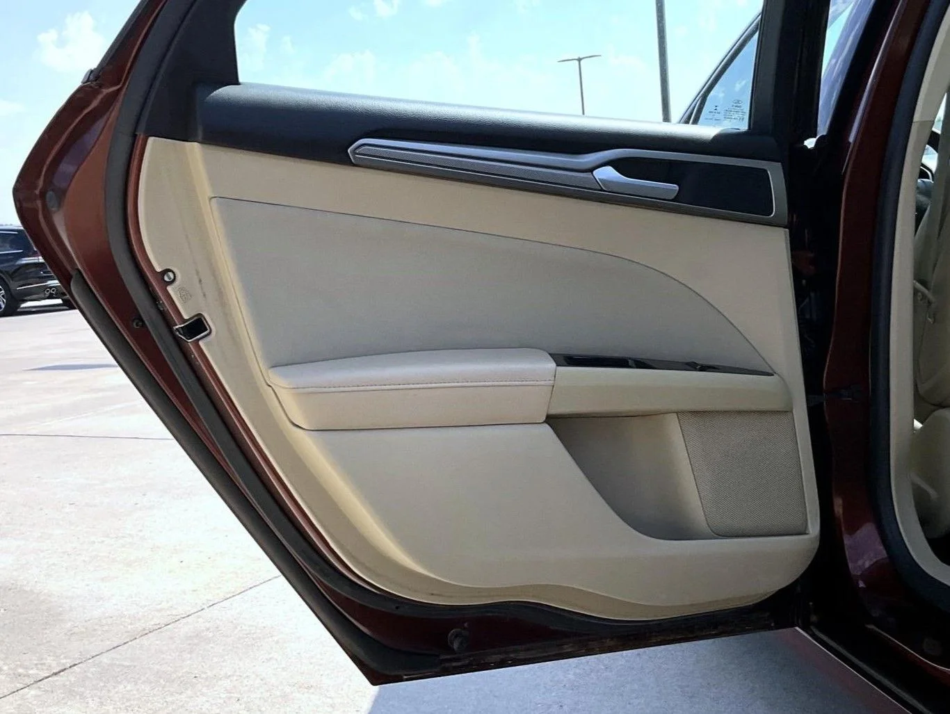 Used 2016 Brown Ford SE image 21