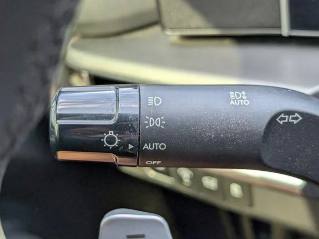 Used 2024 Green Hyundai SEL image 25