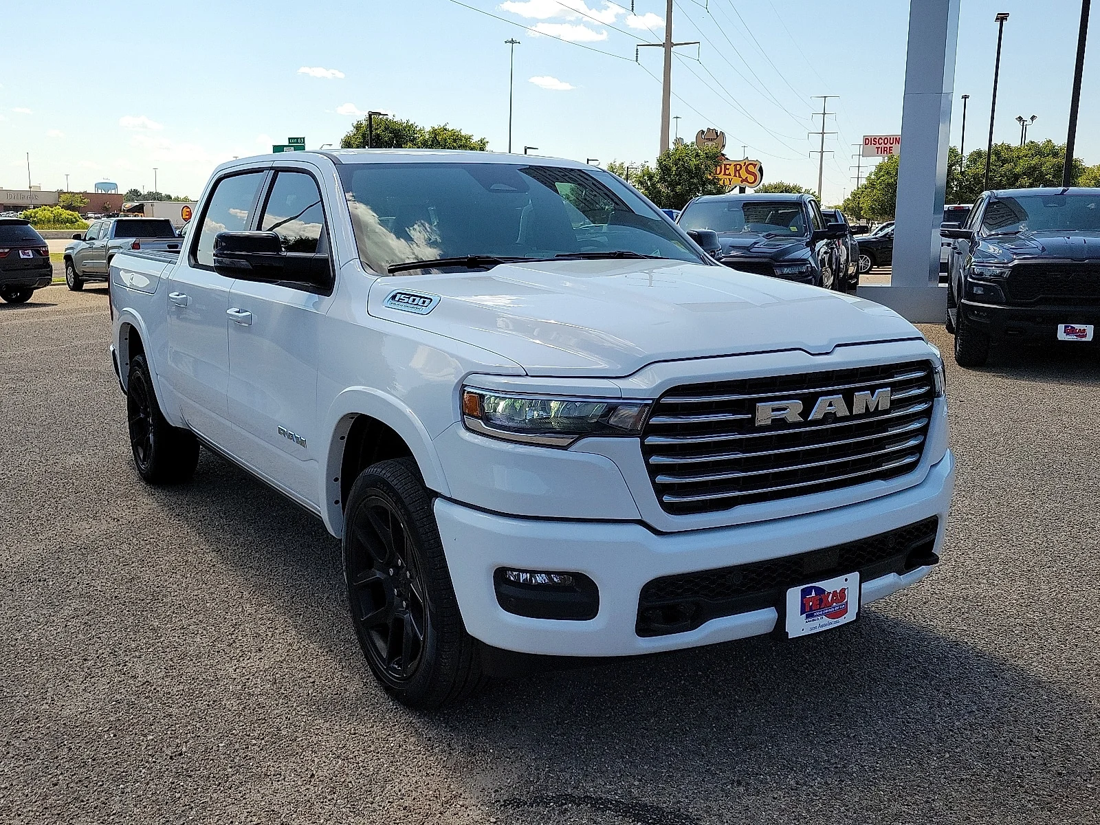 New 2026 PW7 Bright Whit Ram LARAMIE CREW CAB 4X4 5