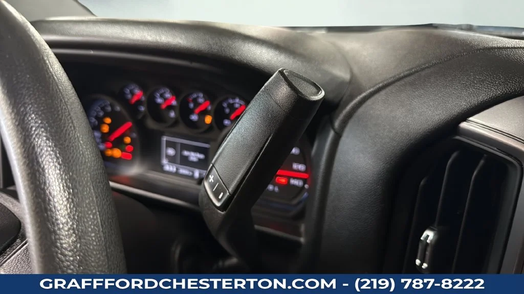 Used 2024 Gray Chevrolet Custom image 17