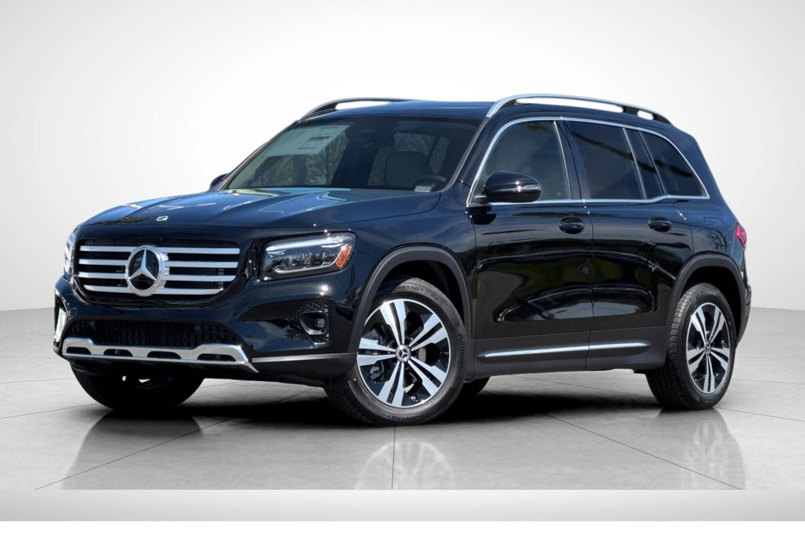 Courtesy Vehicle 2026 GLB 250 SUV