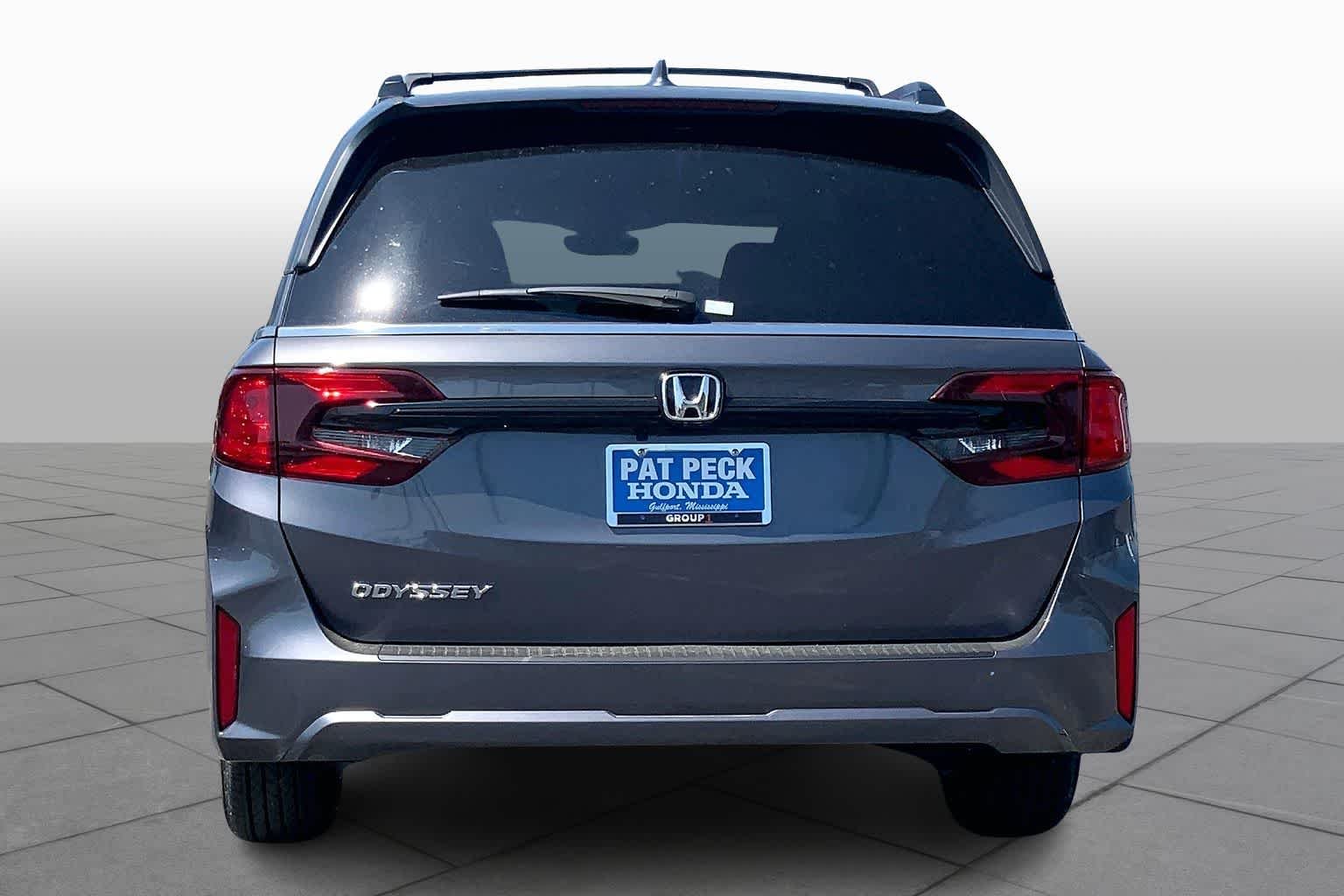New 2026 Modern Steel Metallic Honda EX-L image 4