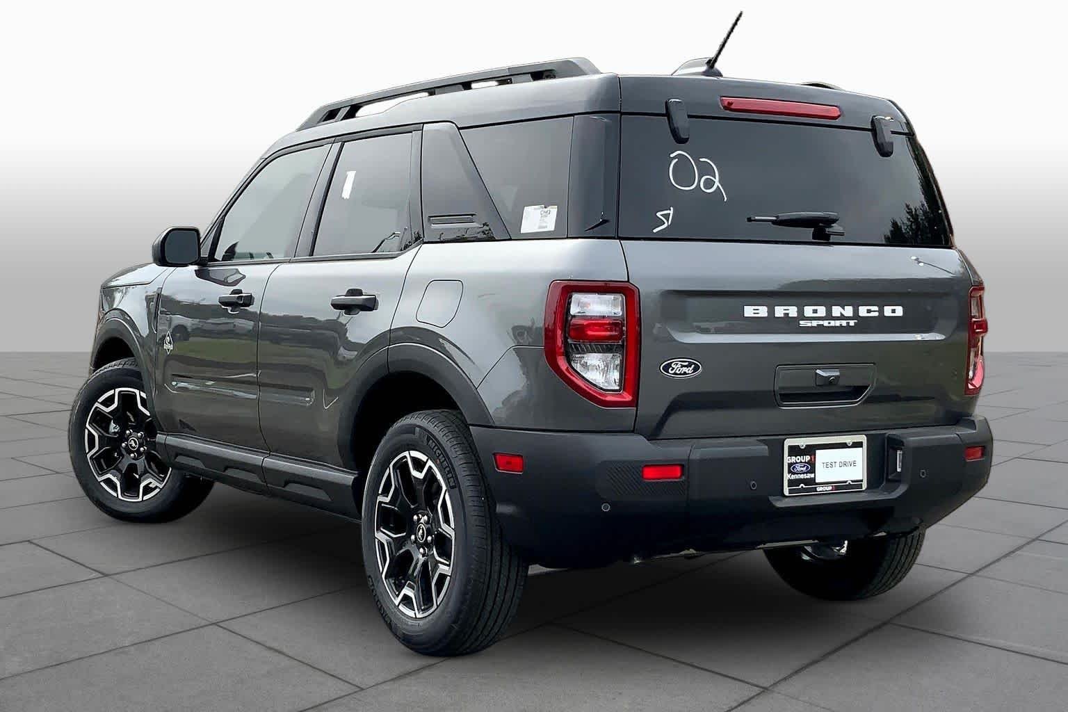 New 2026 Carbonized Gray Metallic Ford Outer Banks® image 11