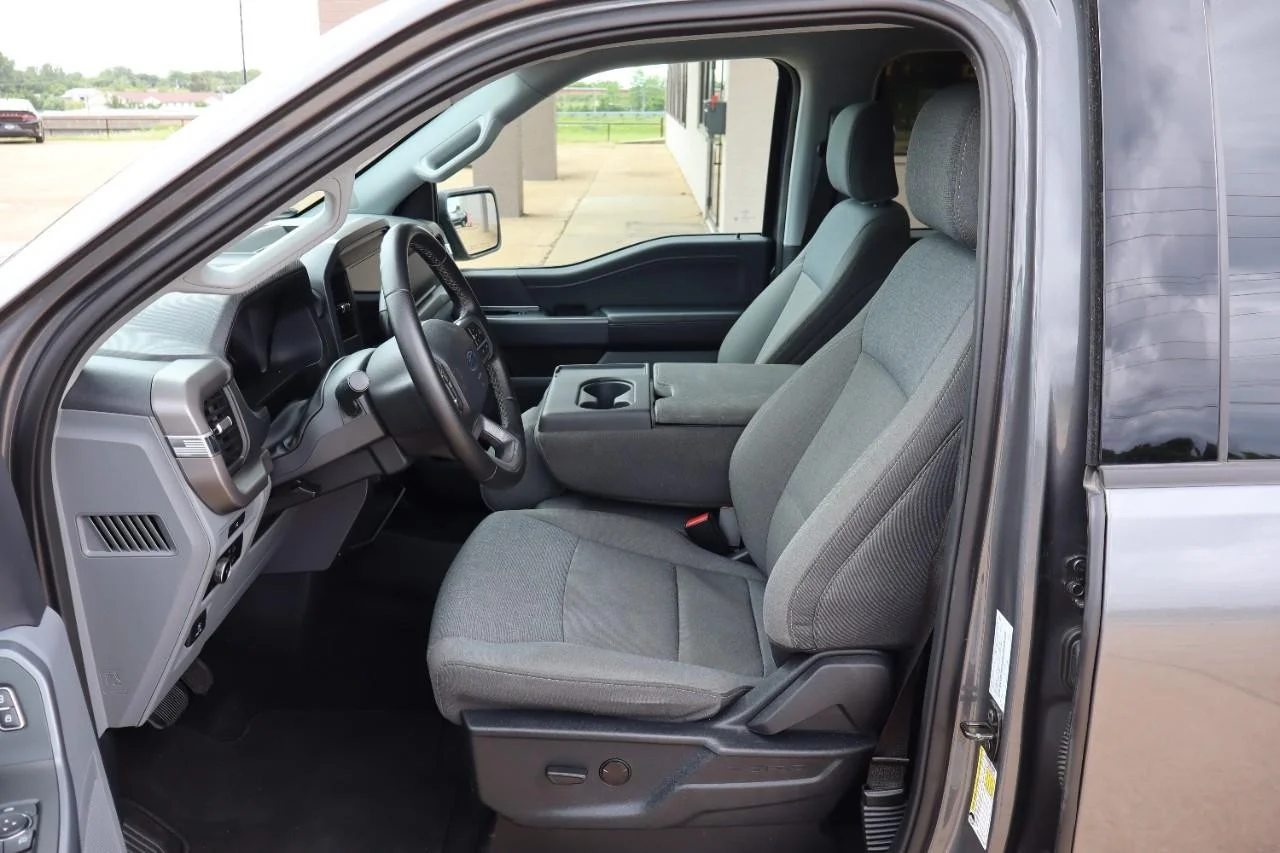 Used 2025 Carbonized Gray Ford XLT image 10