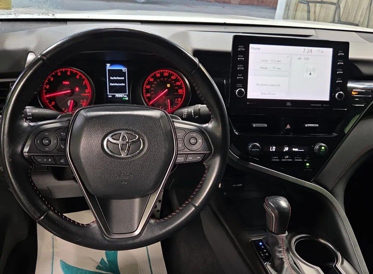 Used 2022 Wind Chill Pearl w/Midnight Black Metallic Roof Toyota TRD image 4