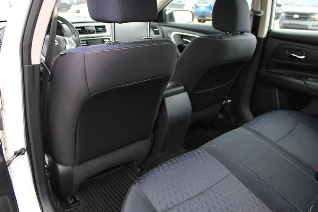 Used 2017 White Nissan 2.5 S image 19