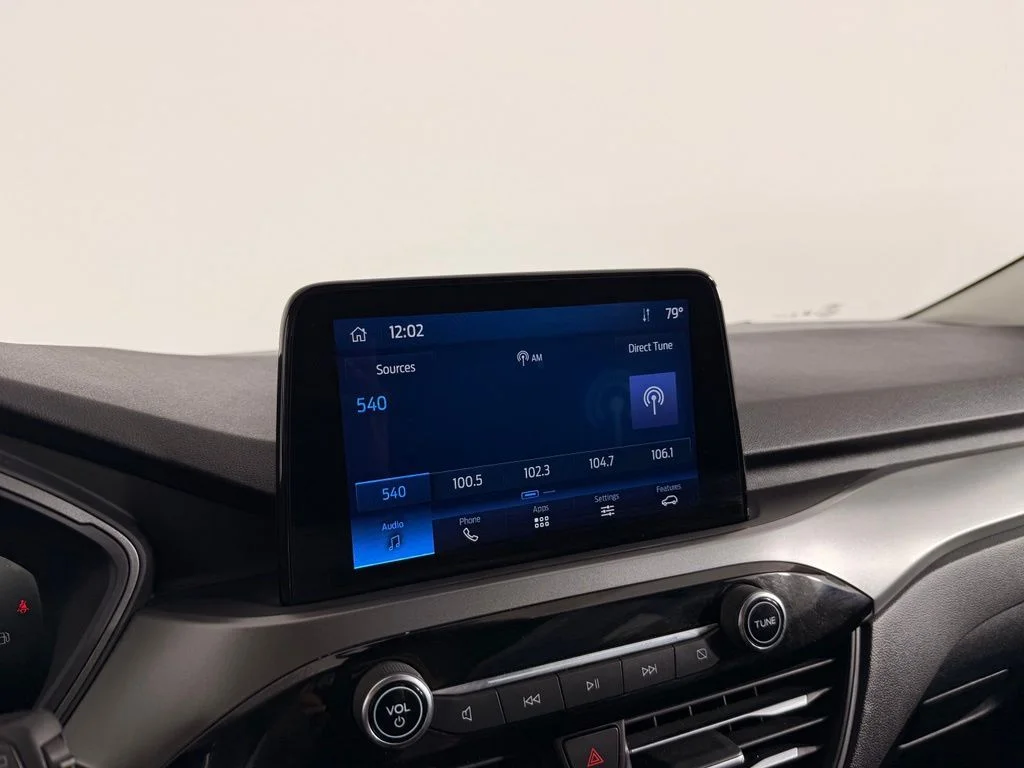 Used 2025 Gray Ford Active image 30