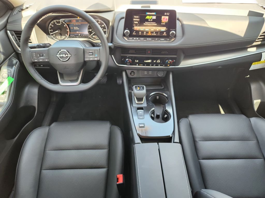 New 2026 Everest White Pearl TriCoat Nissan Dark Armor™ image 26