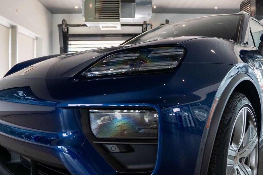 Used 2024 Blue Porsche 4 image 11