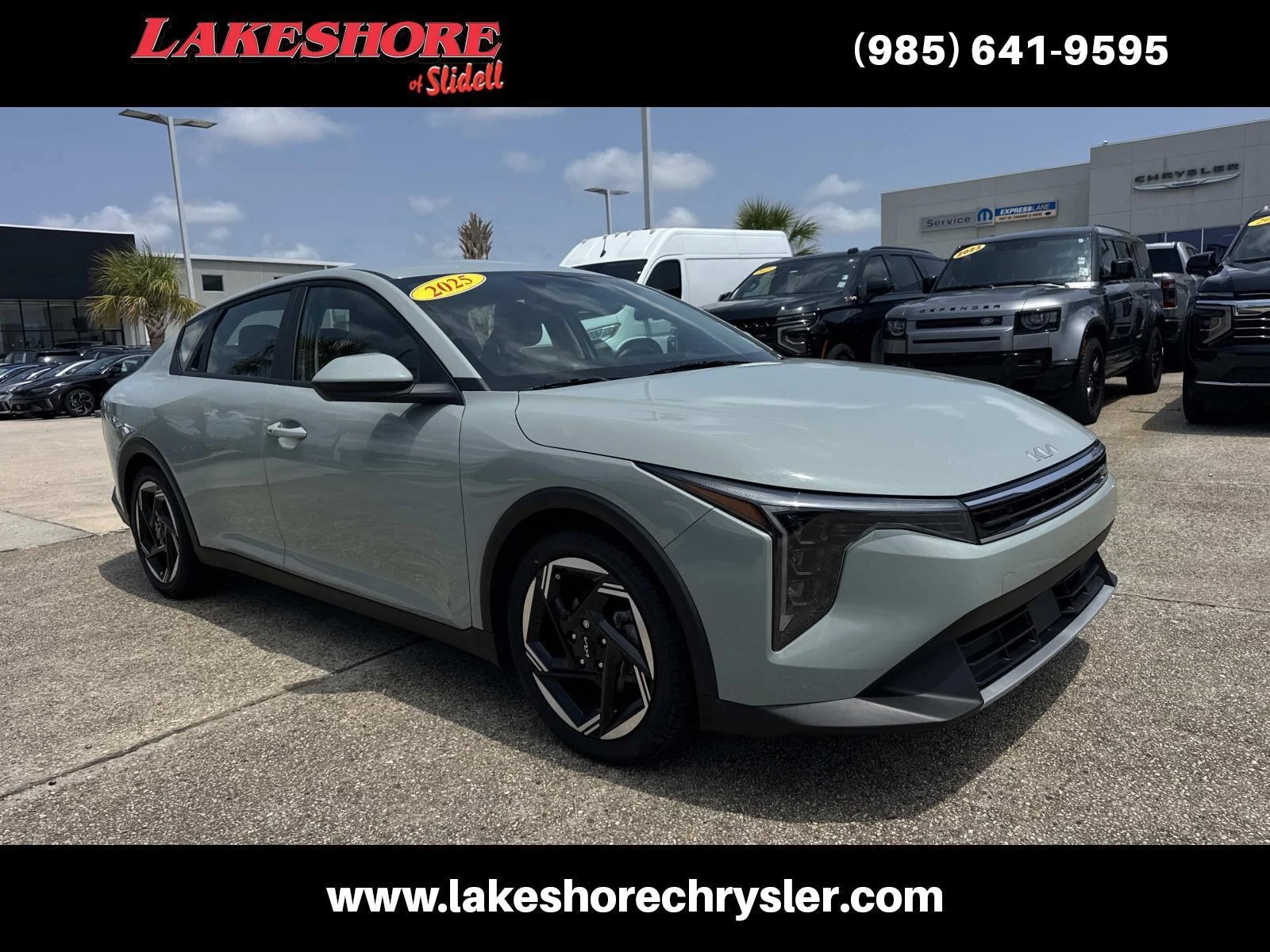 Certified Used 2025 Morning Haze Kia EX FWD image 1
