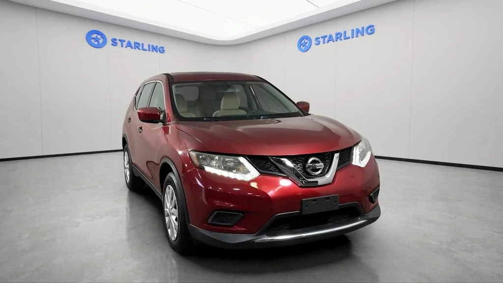 Used 2016 Red Nissan S image 14