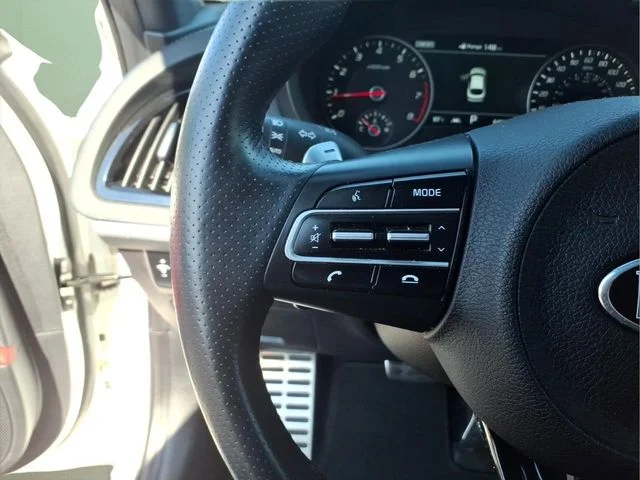 Used 2020 White Kia GT2 image 23