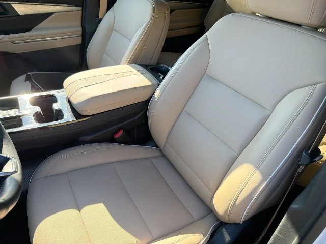 Used 2025 White Buick Preferred image 14