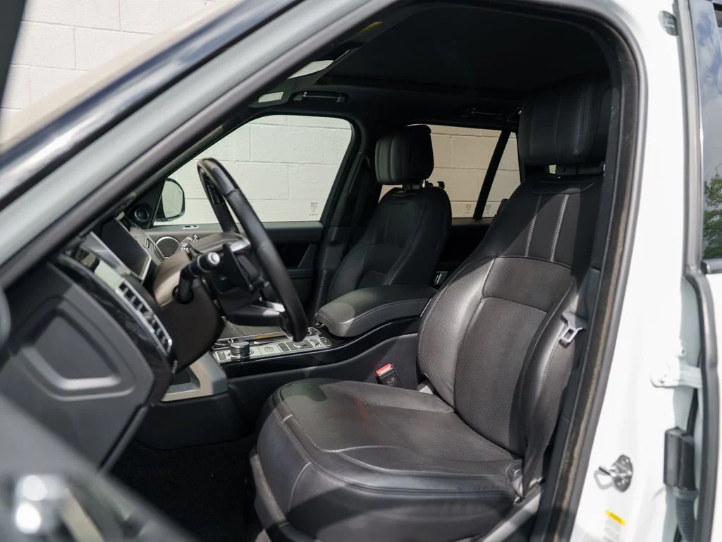 Used 2019  Land Rover 3.0L V6 Supercharged HSE image 5