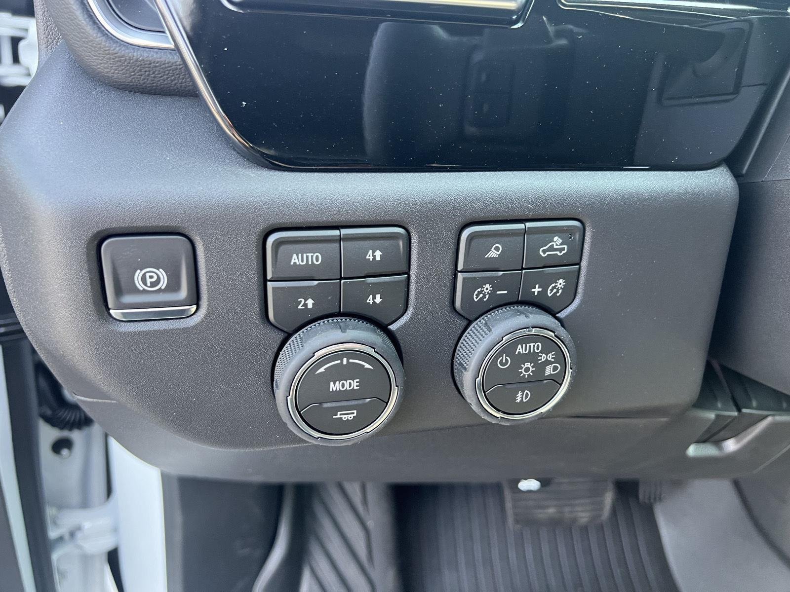New 2026 Summit White Chevrolet LT Trail Boss image 18