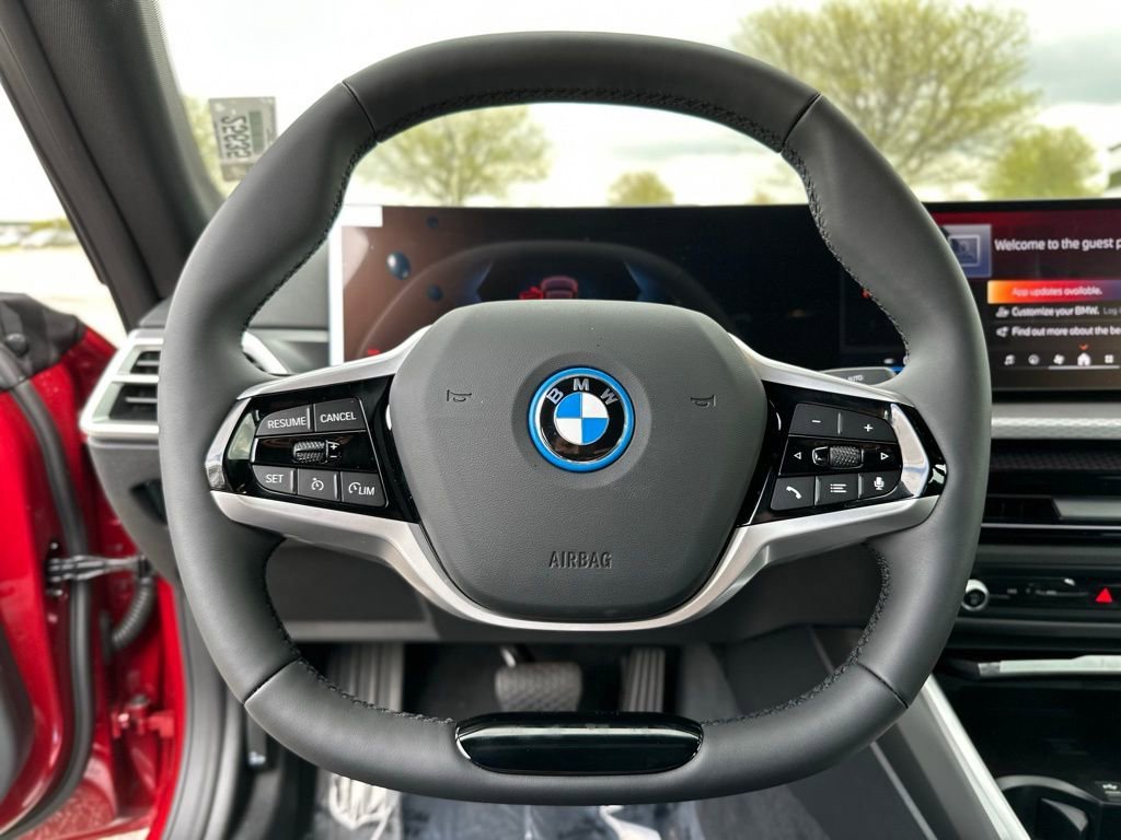 2025 BMW i4 40 - Photo 29