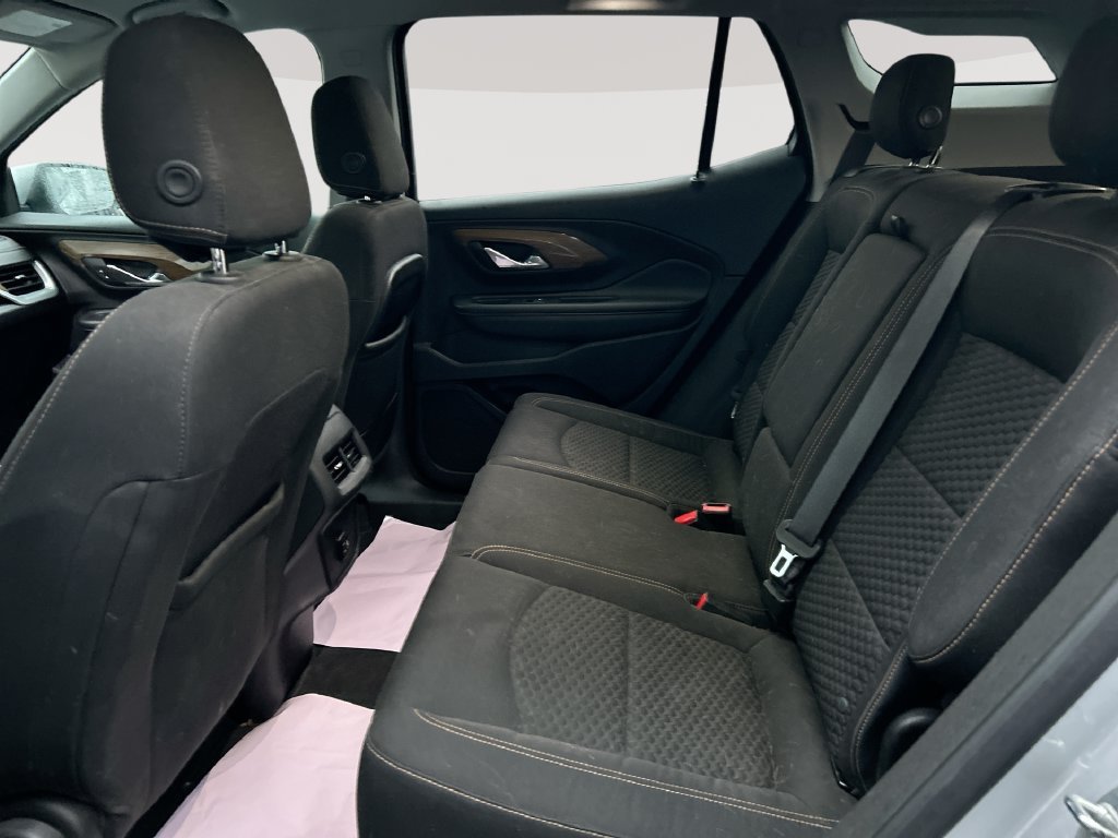 Used 2018 QUICKSILVER METALLIC GMC SLE image 24