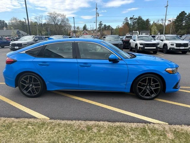 Used 2022 Blue Honda Sport Touring image 4