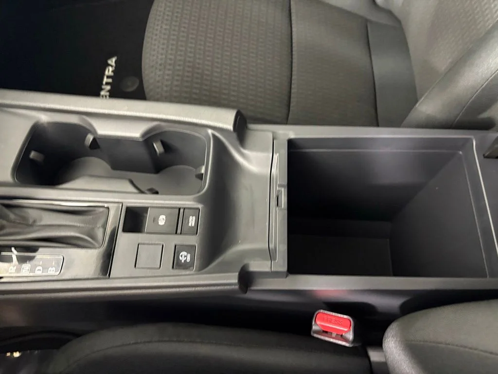 New 2026 Gray Nissan S image 32