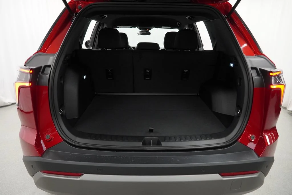 2027 Chevrolet Equinox LT - Photo 25